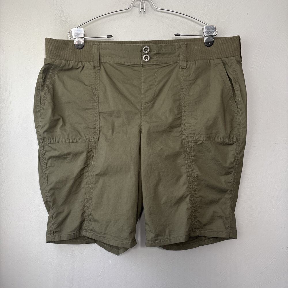 Torrid Bermuda Shorts Plus Size 2X Olive Green Utility Gorpcore Pull on Comfort